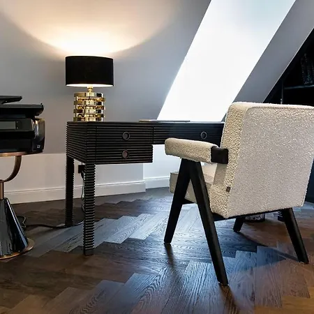 Apartment Highlight Penthouse Mit Rund 160 M2 *