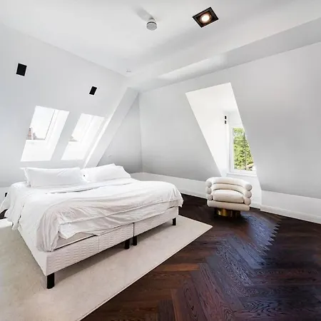 Highlight Penthouse Mit Rund 160 M2 Monachium